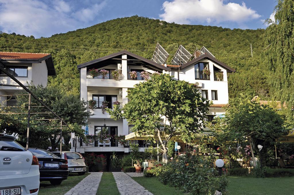 Villa Klia Lagadin Exterior photo